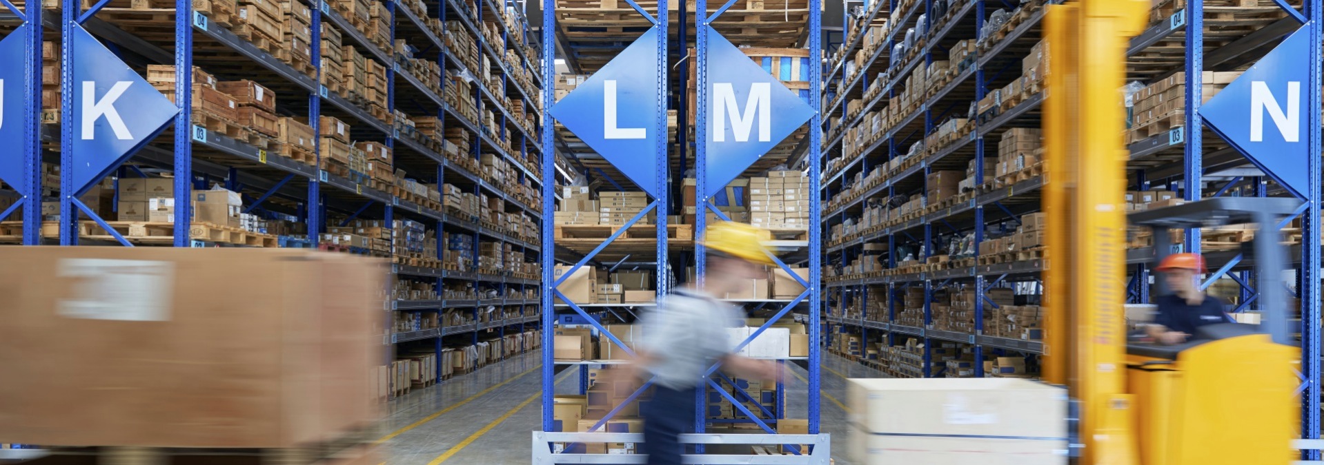 Warehouse aisles and material handling operations